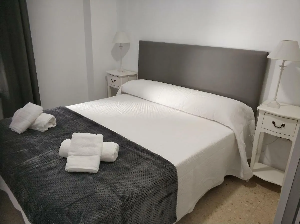 Guesting Comodoro Apartment Cadiz Spain